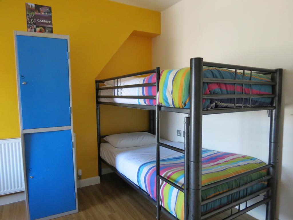 Nosda Studio Hostel Cardiff Extérieur photo
