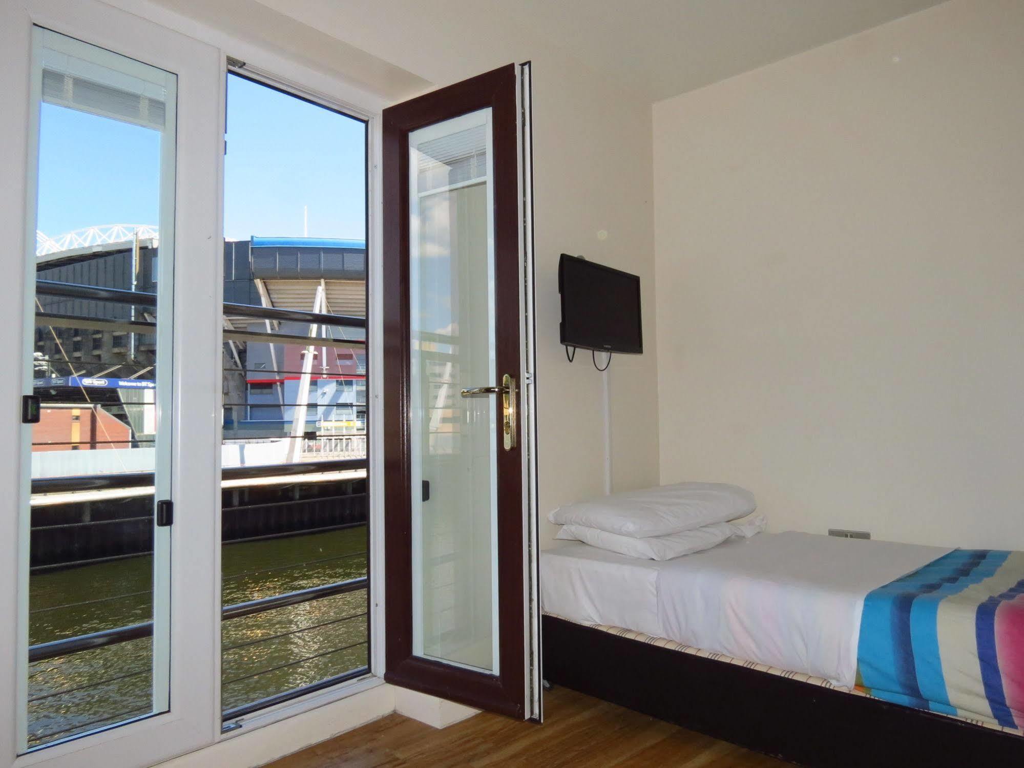 Nosda Studio Hostel Cardiff Extérieur photo
