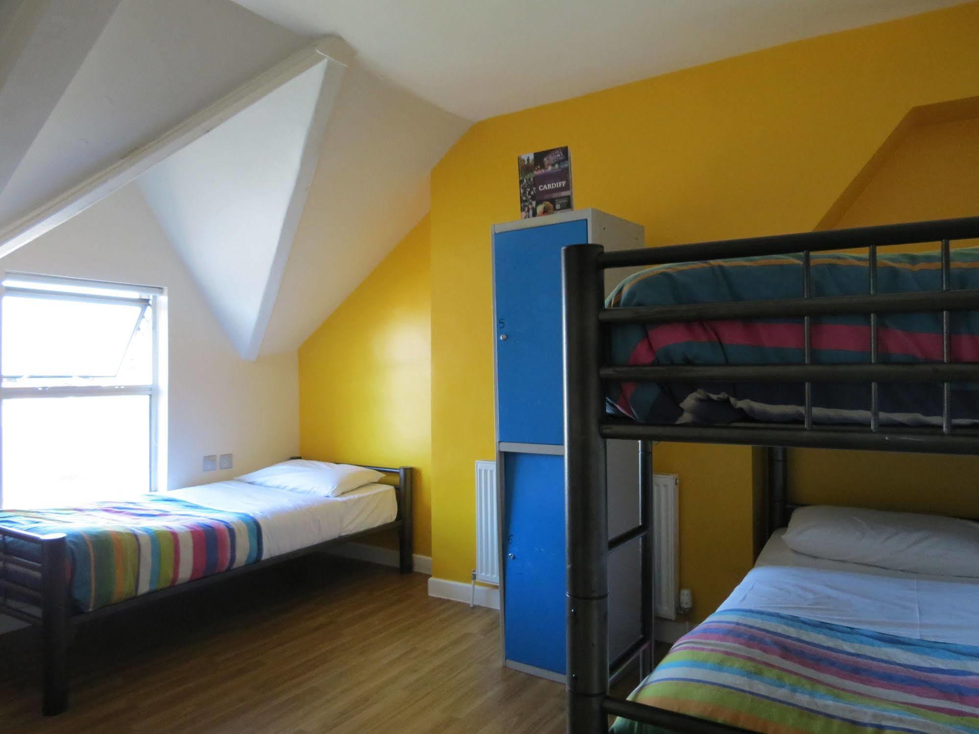 Nosda Studio Hostel Cardiff Extérieur photo