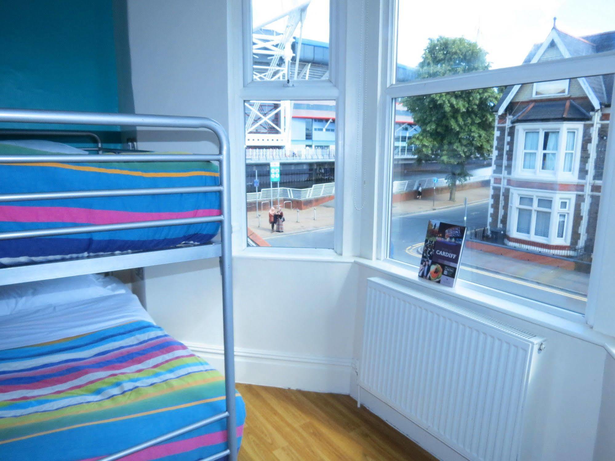 Nosda Studio Hostel Cardiff Extérieur photo
