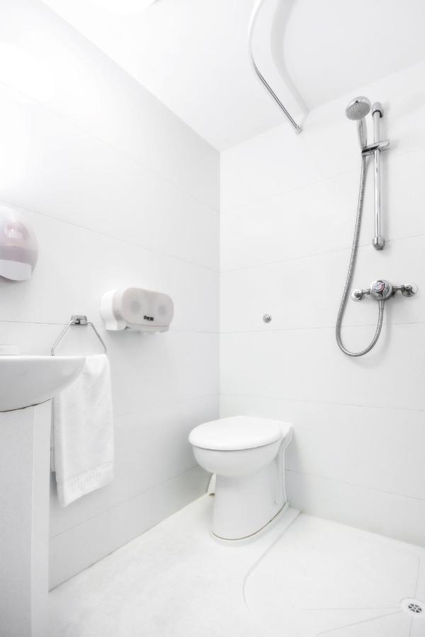 Nosda Studio Hostel Cardiff Chambre photo